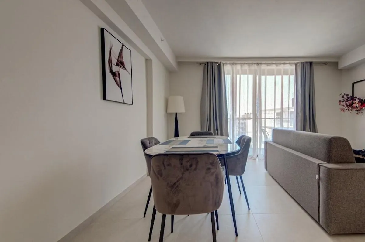 Luxurious Suite At Mercury Towers, St Julians Saint Julian's